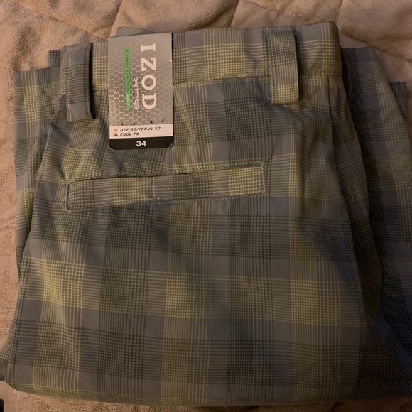 Izod plaid golf shorts NWT 34 - Picture 2 of 3